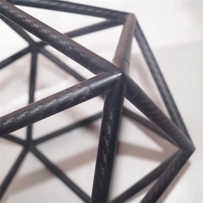 Carbon fiber polygonal ornaments.0
